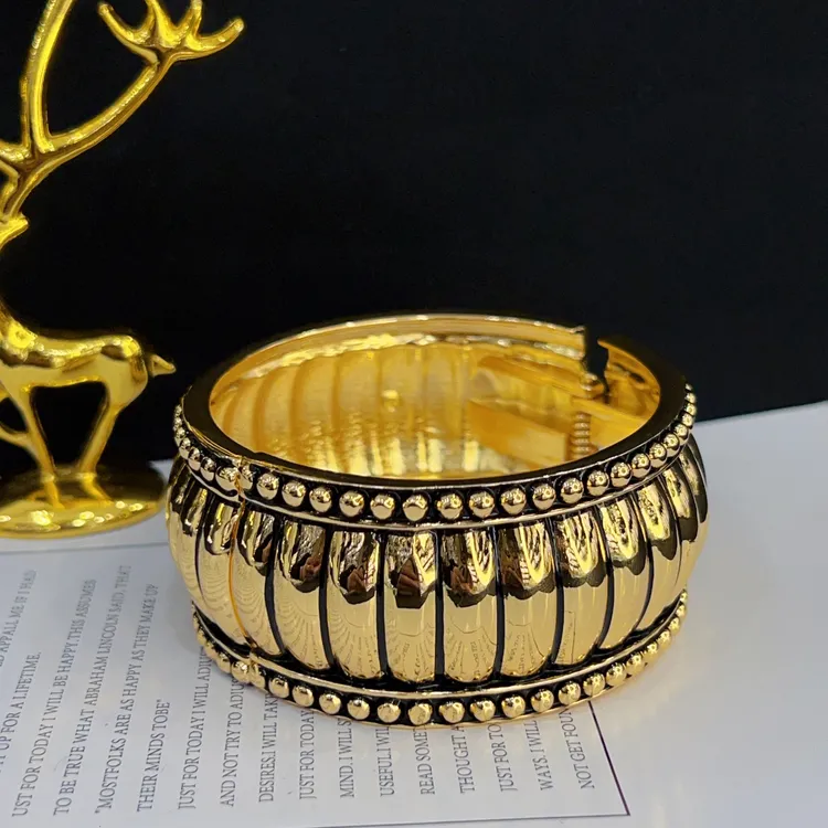 钛钢手镯 哈尼西牧时尚钛钢高端手镯#0006977