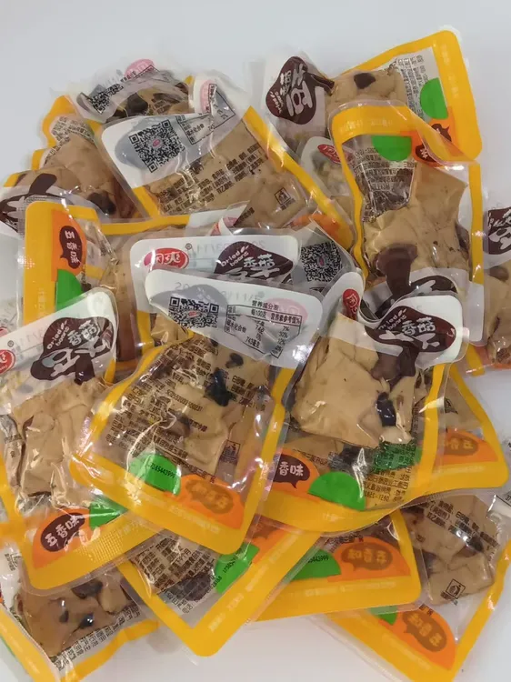 休闲香菇豆干750g包邮五香味香菇豆腐干下饭零食柔软营养酥脆食用