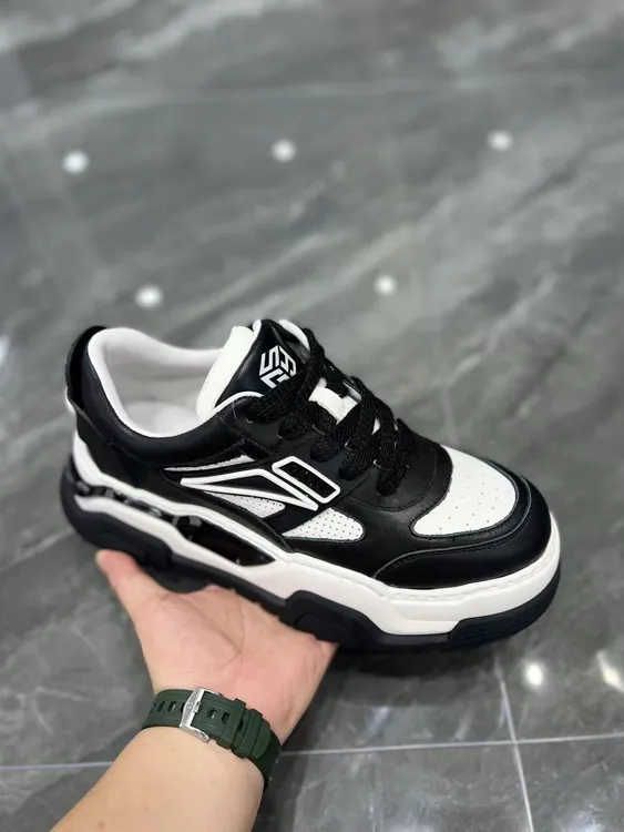 秋冬真皮百搭小白鞋板鞋百搭时尚系带系带秋季厚底潮鞋男士