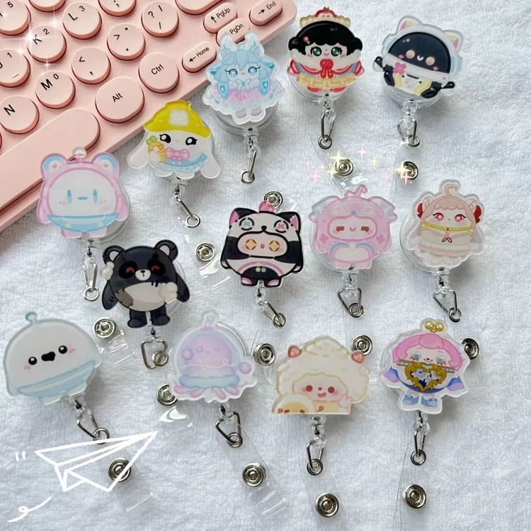 护士胸牌扣卡通证件夹子可伸缩扣易拉扣挂绳卡套学生医生工作拉伸