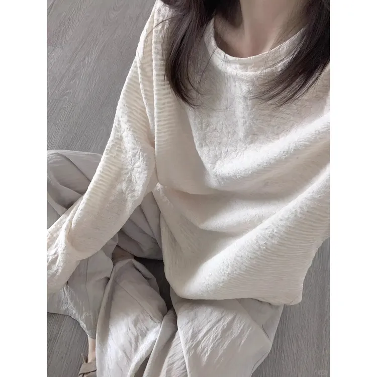 立体肌理感白色长袖t恤女秋冬2025新款松弛感慵懒风宽松别致上衣