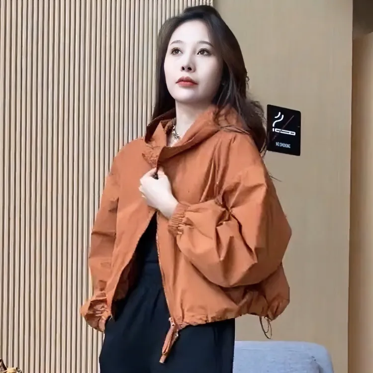 高级感上衣女外套春秋爆款宽松洋气休闲时尚百搭连帽开衫短款外套