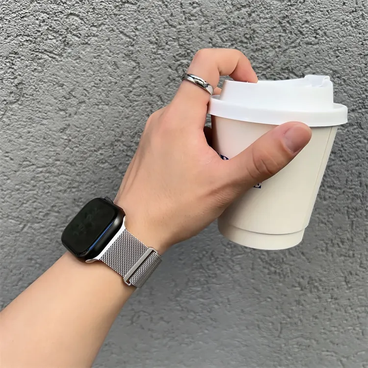 适用iwatchs10米兰尼斯表带s9磁吸腕带苹果手表67se/Ultra表带