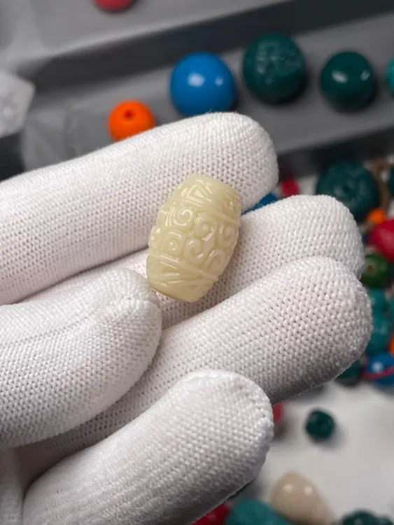 雪巴琉璃白色回纹长桶珠搭配星月菩提手串椰蒂顶珠腰珠配饰