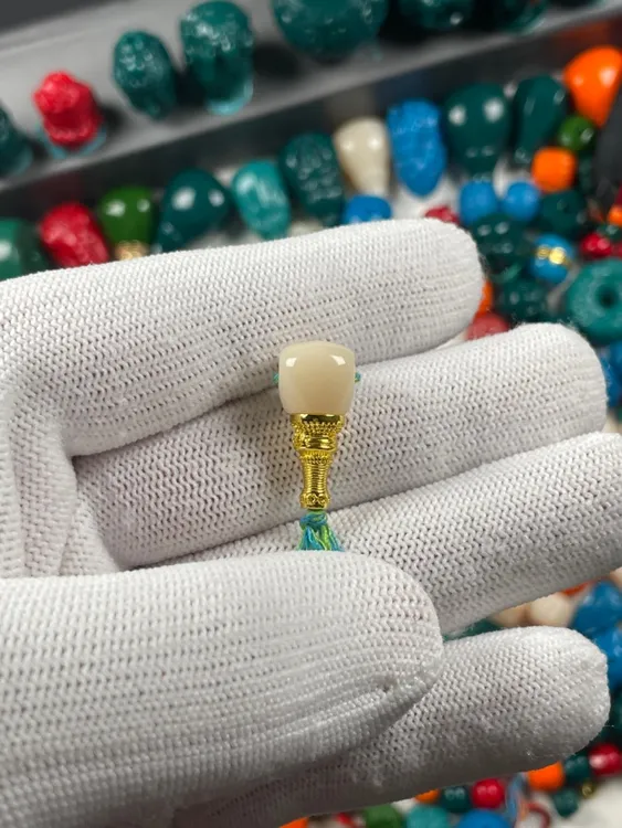 雪巴琉璃白色佛塔分体三通10mm左右适合配小串