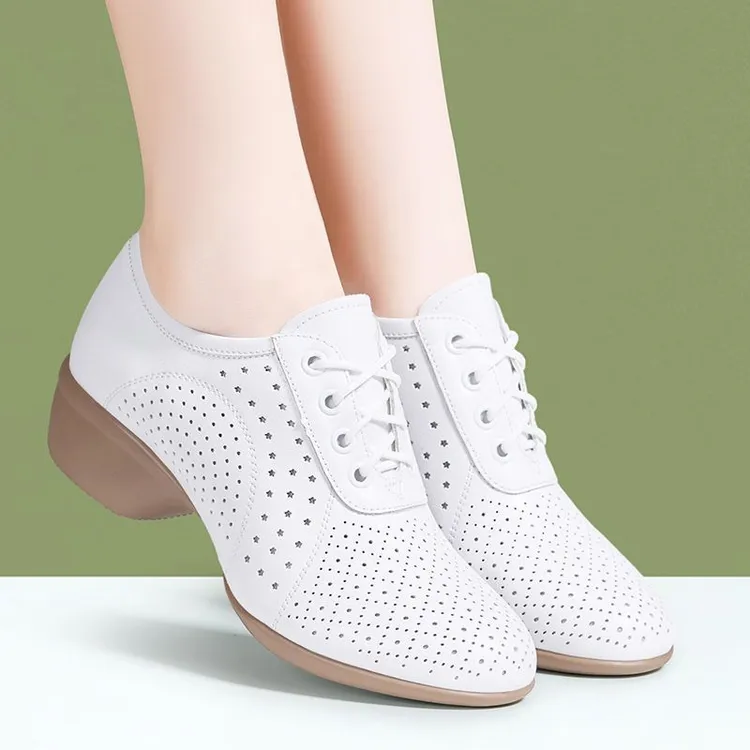 真皮软底舞蹈鞋女新款中跟透气中年广场舞交谊舞鞋成人四季跳舞鞋