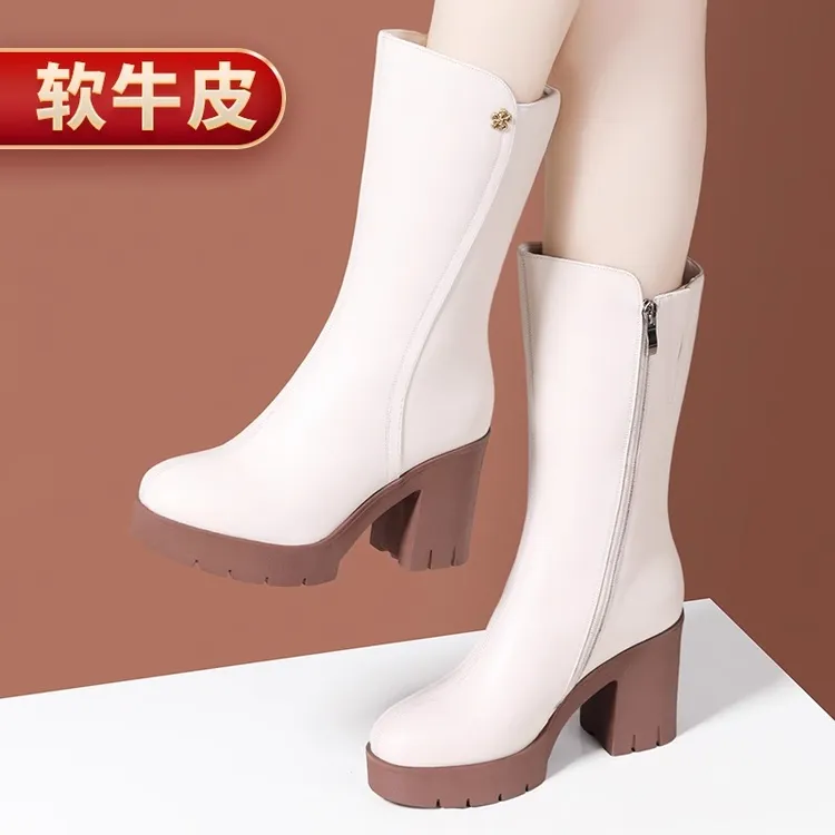 骑士靴2025秋冬新款真皮高跟粗跟圆头加绒英伦风中筒气质马丁靴女