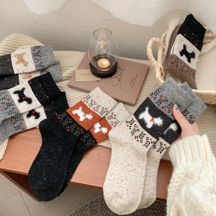 【费尔岛小狗】绵羊毛|秋冬保暖百搭ins潮复古毛毛狗韩系学院中筒袜