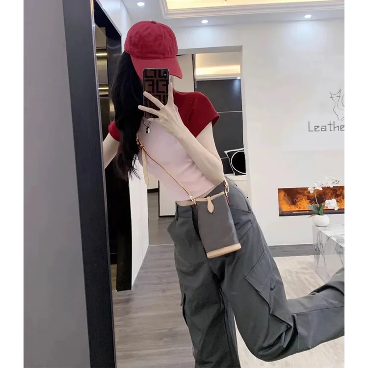 网红粉色短袖t恤女夏季新款设计感小众时尚减龄短款体恤洋气上衣