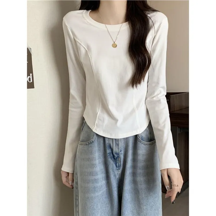 2023款下摆弧形收腰白色不规则长袖恤正肩修身显瘦打底衫内搭减龄