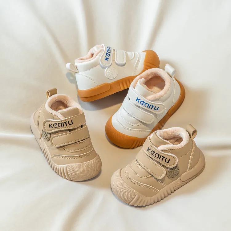 2025冬季新款宝宝加绒学步鞋保暖婴幼儿鞋大棉鞋男软底防滑小童鞋