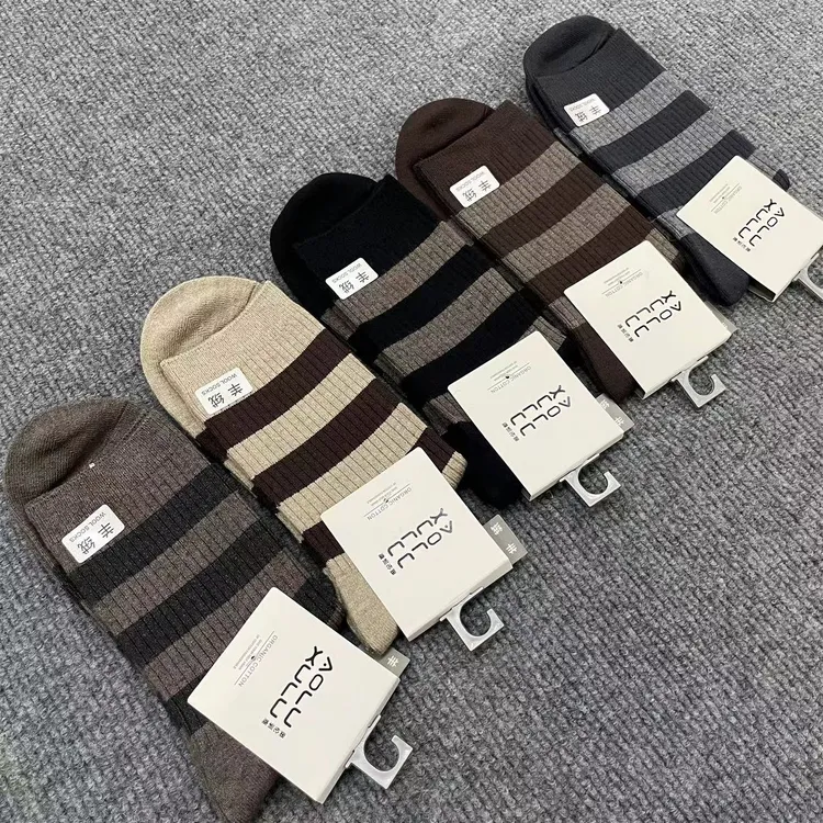 羊   男款冬季条纹保暖中筒袜五双装39码-45 码