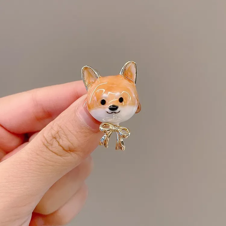 可爱小柴犬胸针女士小众设计高级感别针防走光扣胸花个性服装配饰