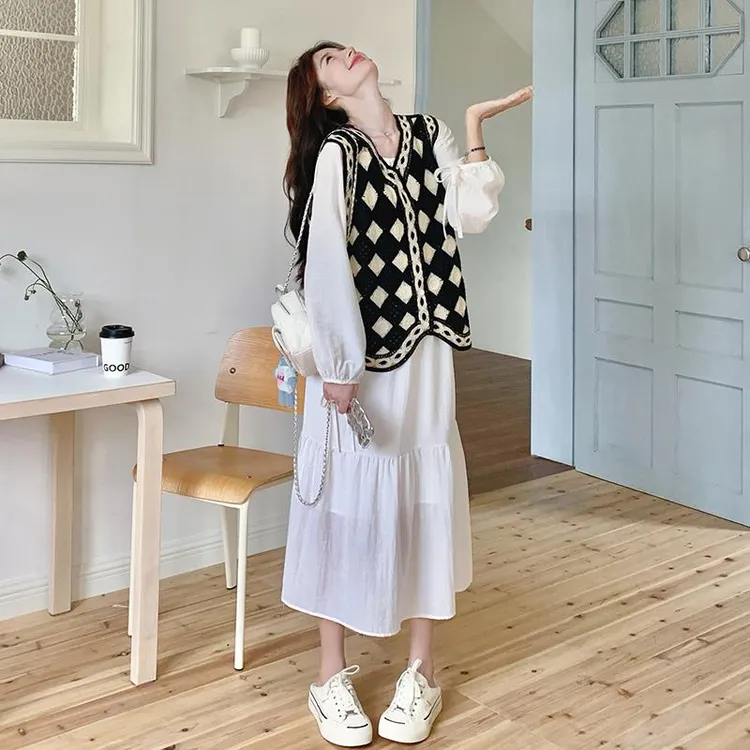 针织马甲连衣裙套装女2024秋季新款法式甜美时尚白色长袖裙两件套