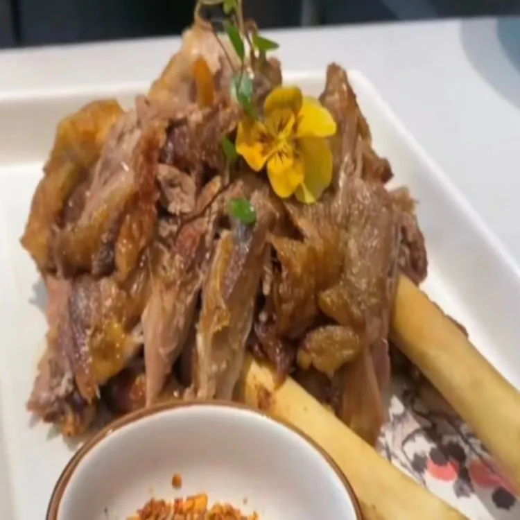 香酥小羊腿制作流程