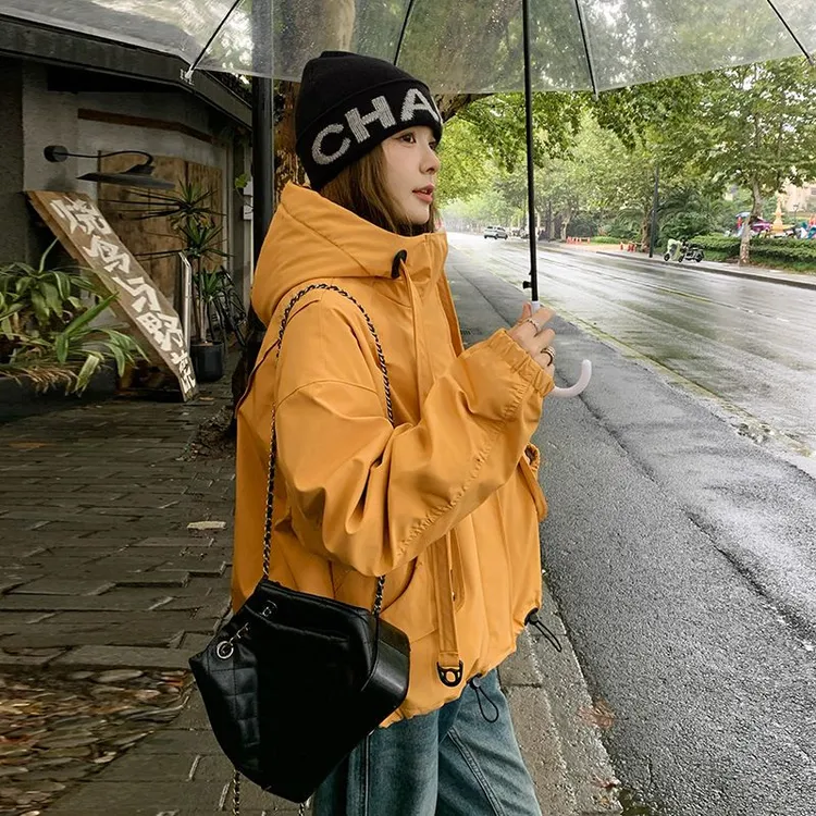 黄色超好看连帽工装羽绒服女2025冬新款韩系小个子洋气减龄派克服