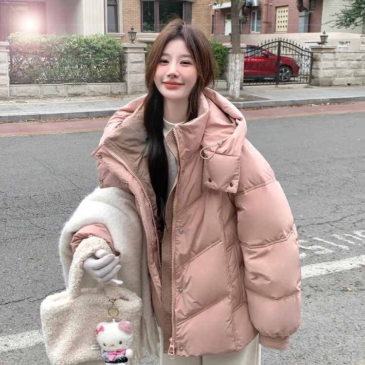 皮粉色连帽羽绒服女短款2025冬新款韩版小个子加厚90白鸭绒面包服