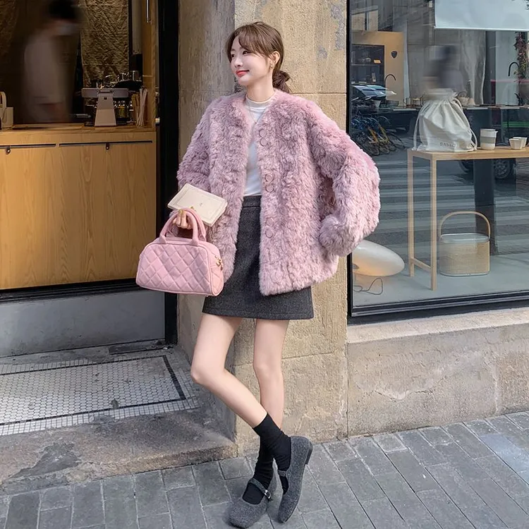 韩版浪漫显瘦皮毛一体羊羔毛外套女2025年冬季新款高级感毛绒上衣