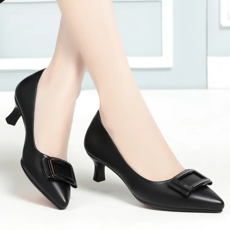 硫化女鞋秋季中跟尖头粗跟单鞋春秋妈妈鞋韩版浅口编织舒适百搭