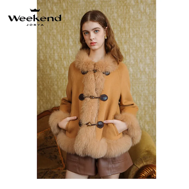 卓雅周末冬季新款复古雅丹风插肩袖斗篷毛呢大衣外套EJWDDZ19