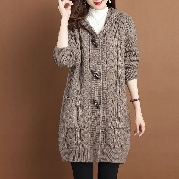 2025年秋冬新款羊毛衫麻花外套女装韩版气质中长款外搭针织开衫女