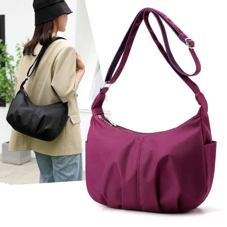 新款饺子包包女时尚尼龙妈妈包轻便百搭大容量牛津布斜挎包454