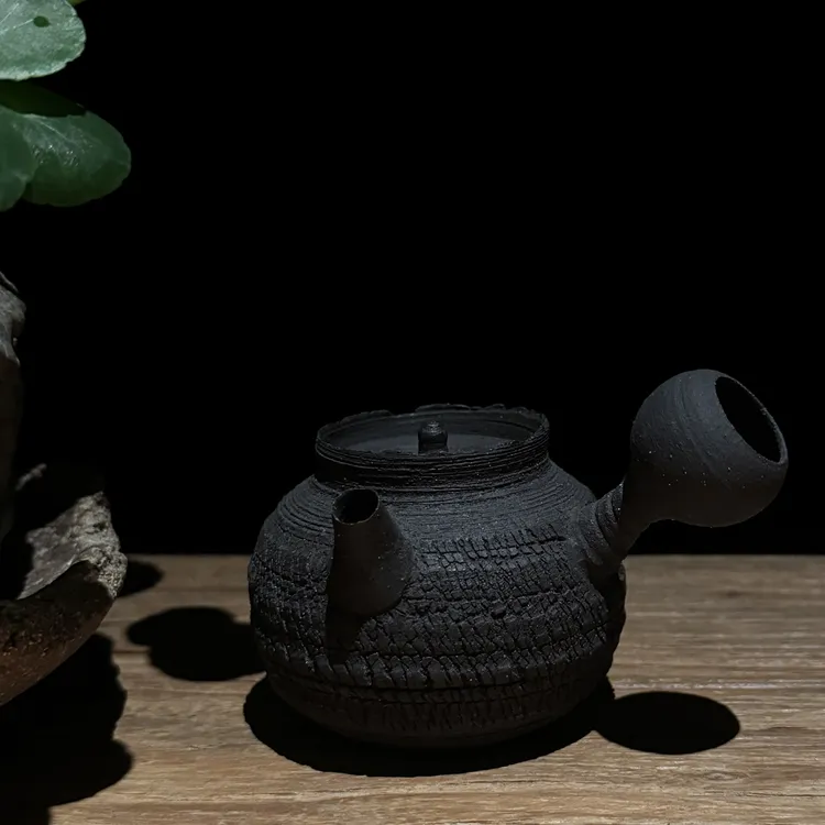 纯手工古朴南蛮风手拉侧把壶泡茶器黑陶土柴烧侘寂风茶壶160毫升