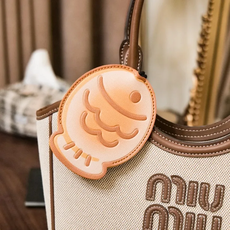 懒可创意敞口钥匙包抽拉式卡通可爱大容量抽带式通用钥匙包