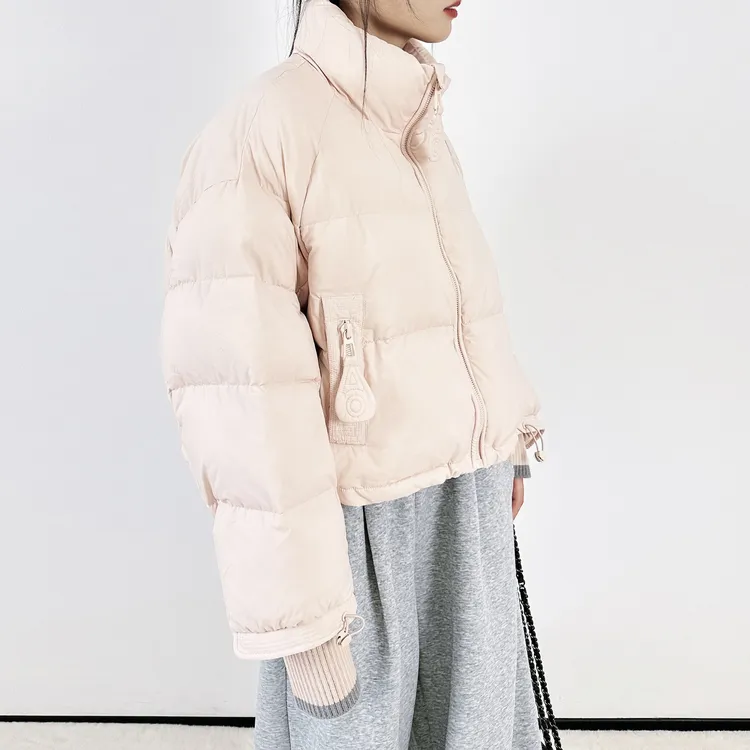 2024新款短款泡芙立领钥匙扣羽绒服女冬季设计感小个子白鸭绒外套