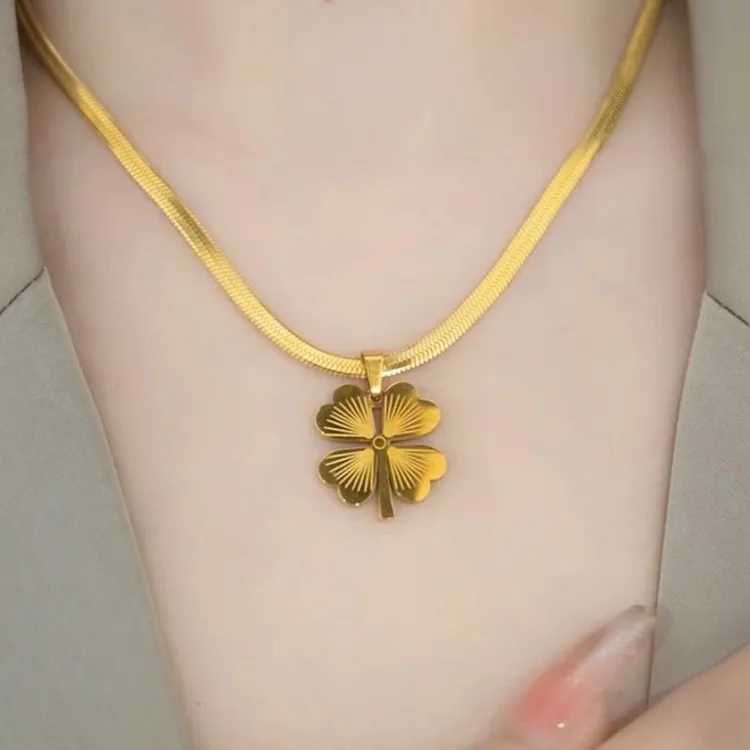 OULLEN 钛钢项链 不掉色四叶花项链夏季穿搭首饰轻奢素款小众女款