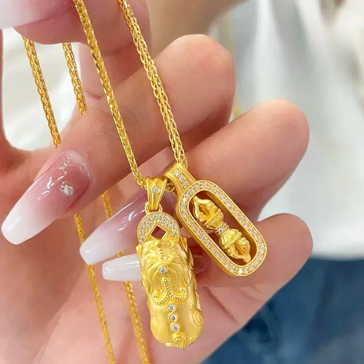 铜合金合成锆石吊坠 高级感金色貔貅金刚杵吊坠气质不掉色项链