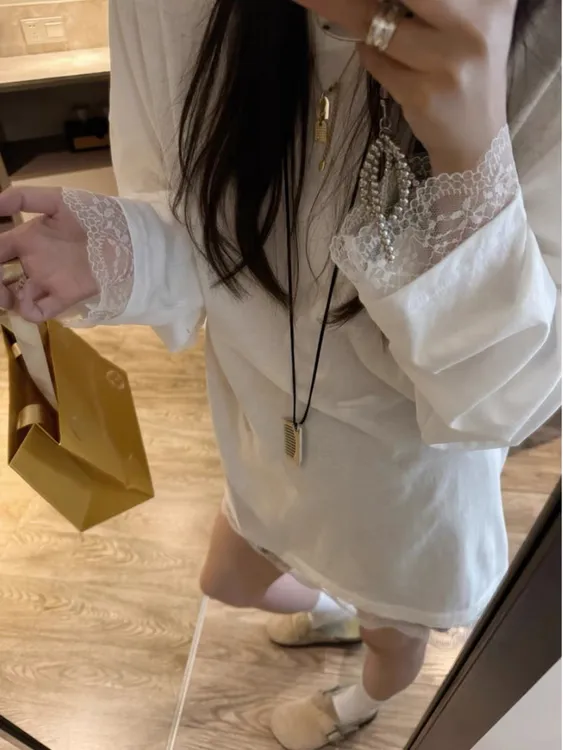 蕾丝拼接大白T恤6668