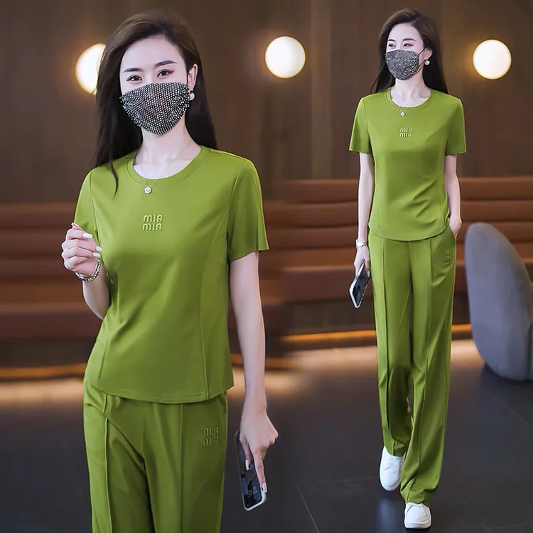 【专柜品质】夏季时尚两件套开衩圆领显瘦运动休闲直筒裤套装女