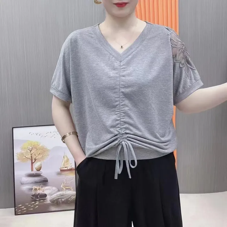  夏季新款V领宽松镂空洋气显瘦减龄抽绳休闲时尚短袖小衫T恤上衣