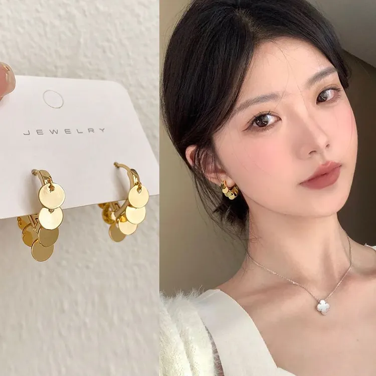 金色亮片流苏桃心耳扣小巧气质新款金属质感小众简约设计感百搭