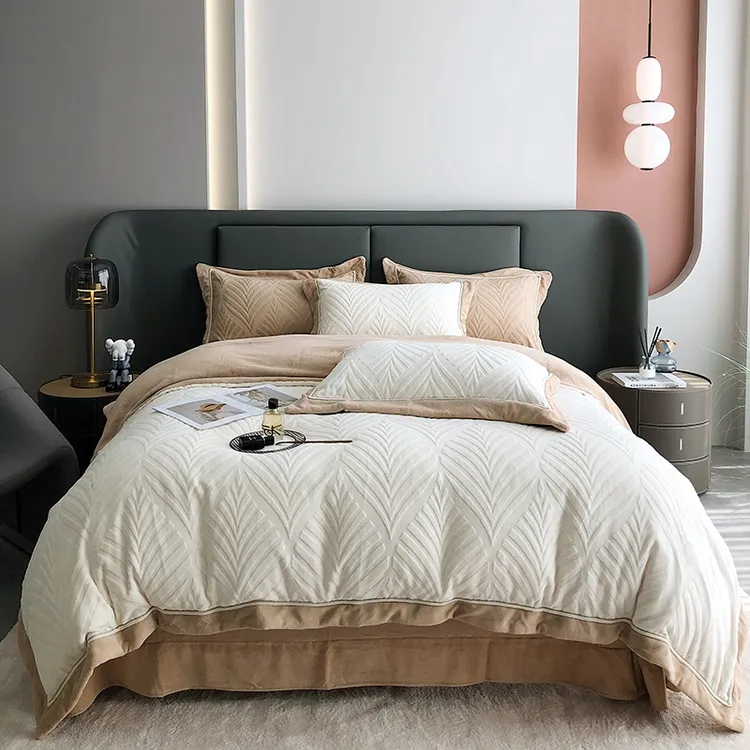 轻奢A类高克重双面加厚保暖雕花牛奶绒四件套秋冬床上用品  立体