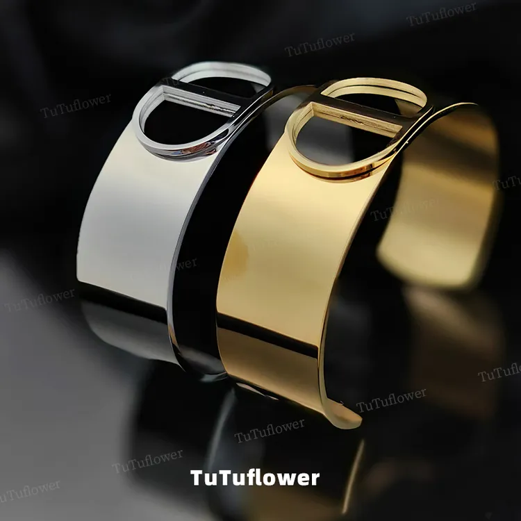 TuTuflower 钛钢手镯 欧美复古字母宽版手镯素款轻奢时尚创意手饰