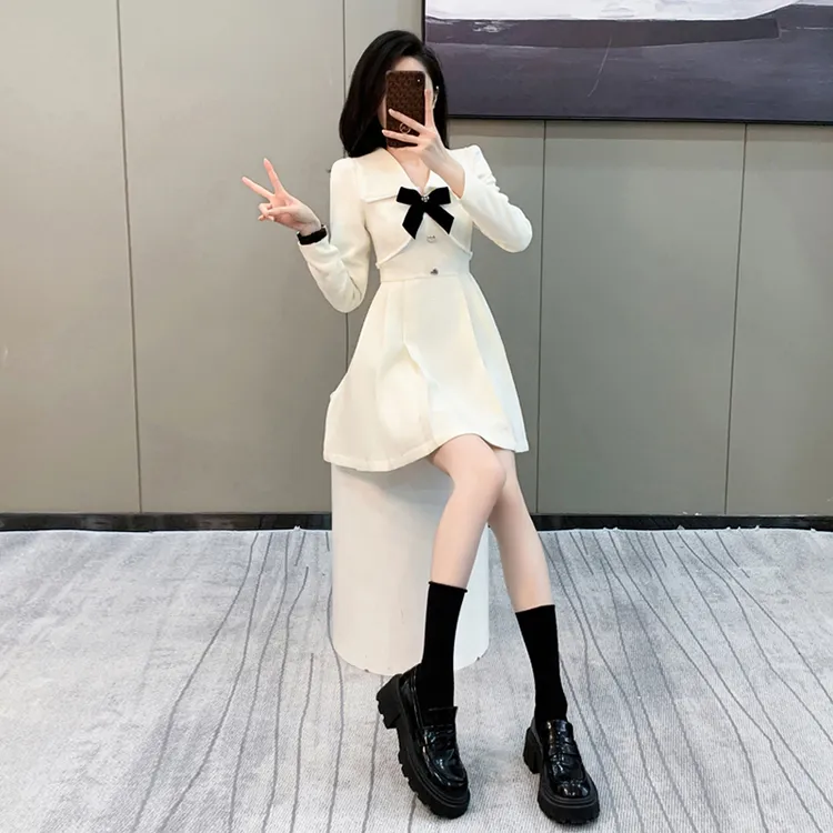 白色小香风连衣裙女2025秋冬新款法式高级感甜美学院风收腰a字裙