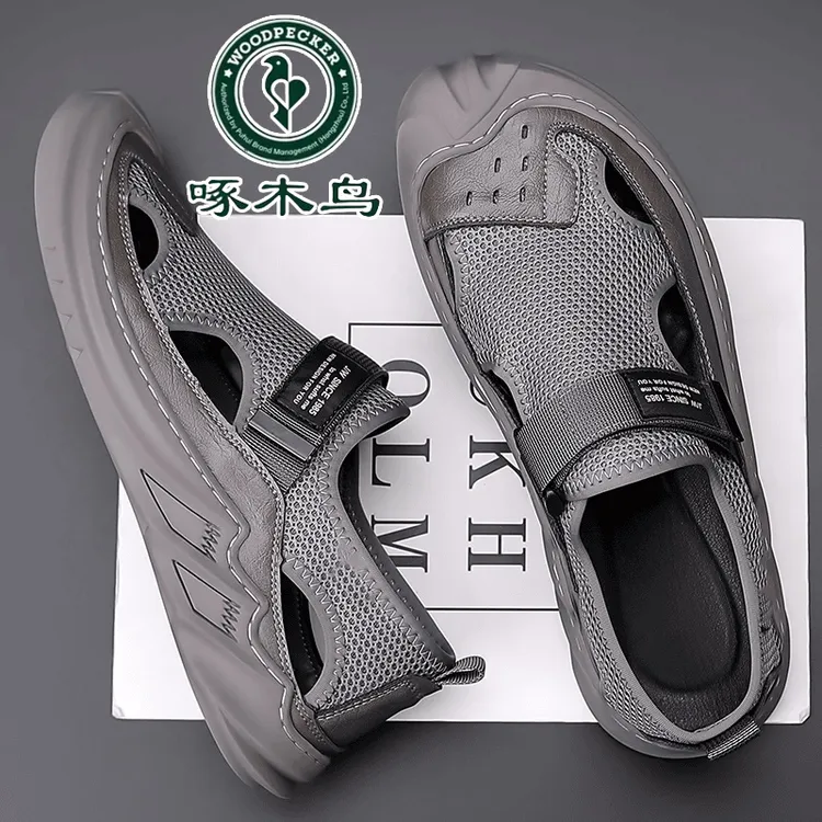 啄木鸟凉鞋男软底夏季透气外穿沙滩鞋透气休闲男鞋镂空男士洞洞鞋