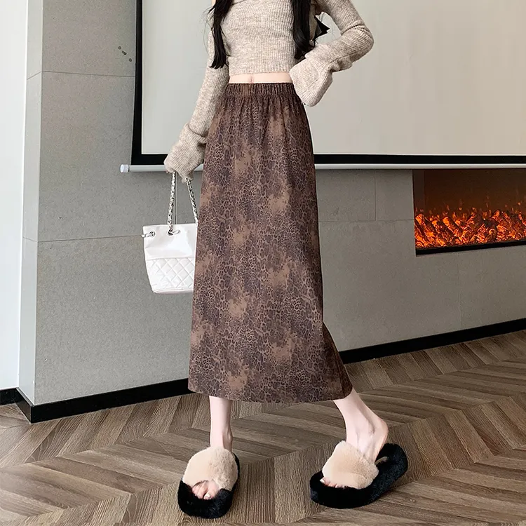 豹纹印花半身裙女2024秋季新款直筒高腰后开叉a字中长裙