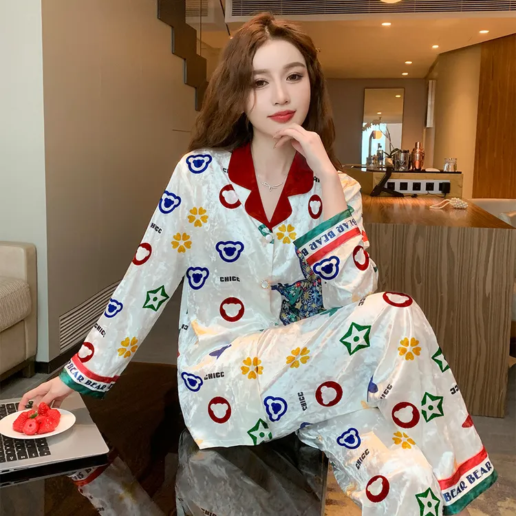 2025年新款金丝绒睡衣女春秋季长袖可爱卡通秋冬家居服套装可外穿