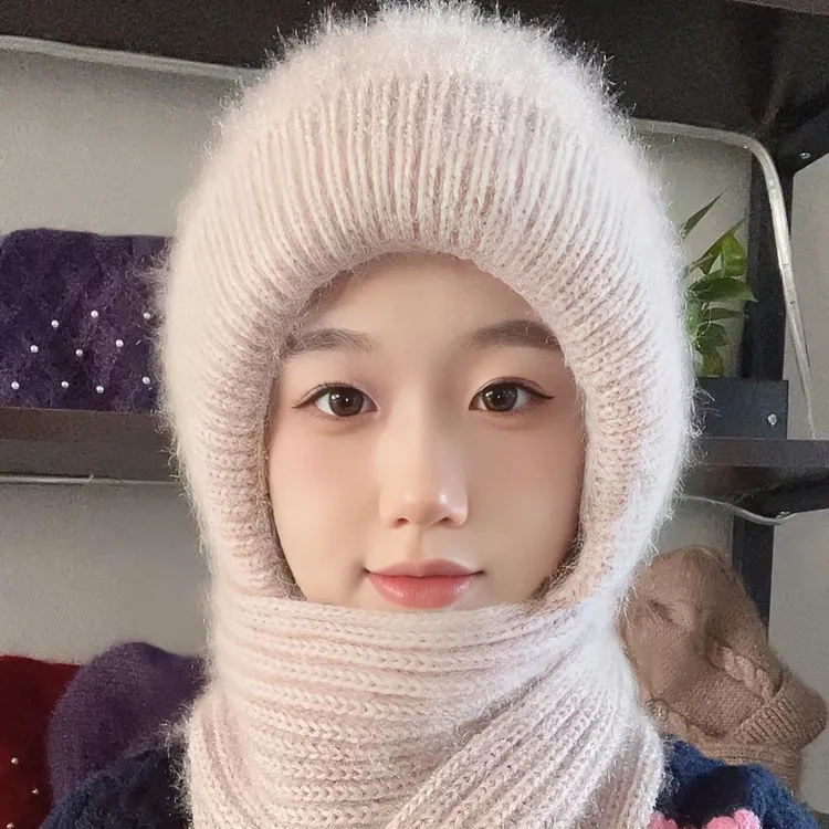 秋冬季加绒爆款松鼠绒帽子女加厚三件一体帽骑车保暖防风雪围脖帽