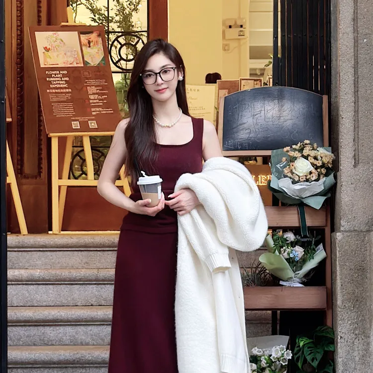 【素锦针织】赫本芭莎纯欲风圆领针织背心+半身裙套装HBB023