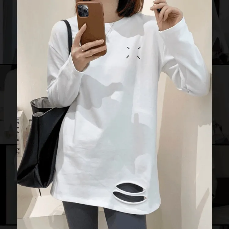 021宽松休闲长袖T恤女秋冬打底圆领刺绣破洞上衣