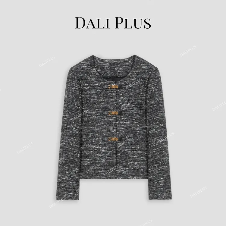 DALI PLUS复古拉毛黑灰拼皮凯莉扣圆领小香风外套-D4MM0322