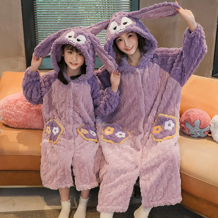 秋冬珊瑚绒睡袍女童加绒加厚长款卡通连帽大童亲子家居袍儿童睡袍