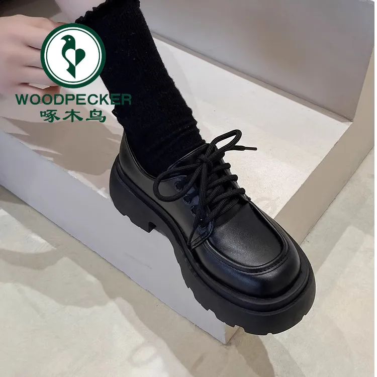啄木鸟2025春秋新款百搭黑色jk单鞋黑色乐福鞋英伦风厚底小皮鞋女