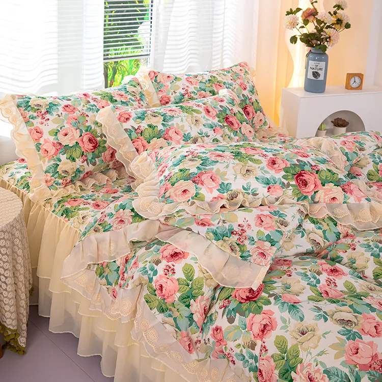 2025新款全棉印花被套蕾丝夹棉床裙款四件套公主风加厚床罩4件套