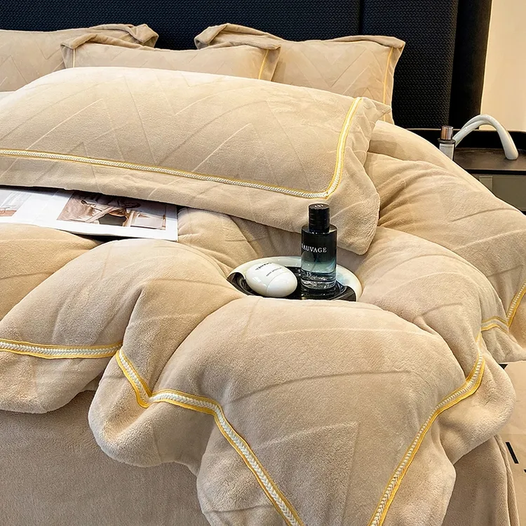 富安娜冬季A类牛奶绒四件套保暖双面珊瑚绒刺绣被套加厚床上用品4