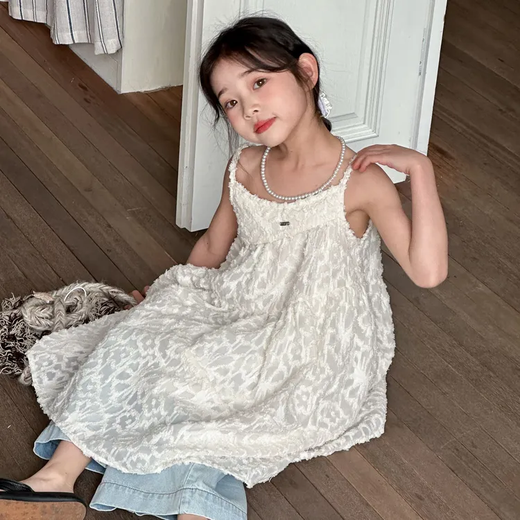 新款儿童蕾丝裙碎花洋气宝宝夏季法式薄款无袖甜美轻奢裙镂空